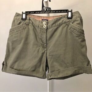 Reitmans High Rise Khaki Wide Leg Casual Shorts. US 09 Large.